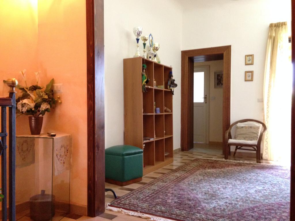 ברצלונה פוצו די גוטו B&B Mar Tirreno מראה חיצוני תמונה
