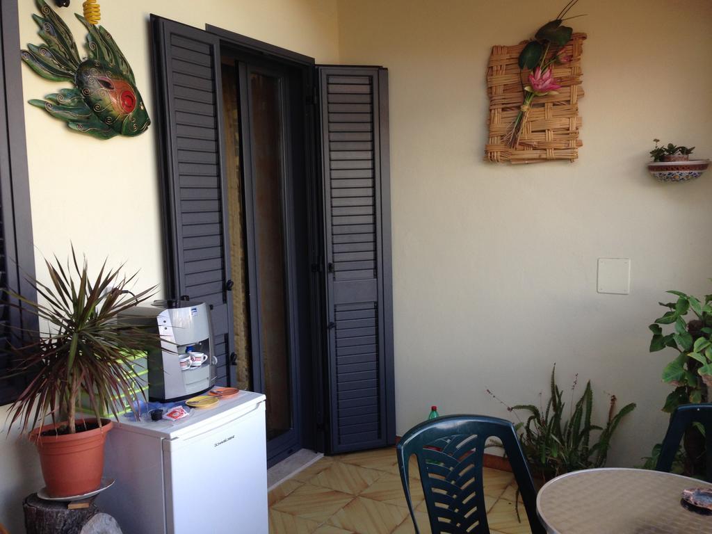 ברצלונה פוצו די גוטו B&B Mar Tirreno מראה חיצוני תמונה